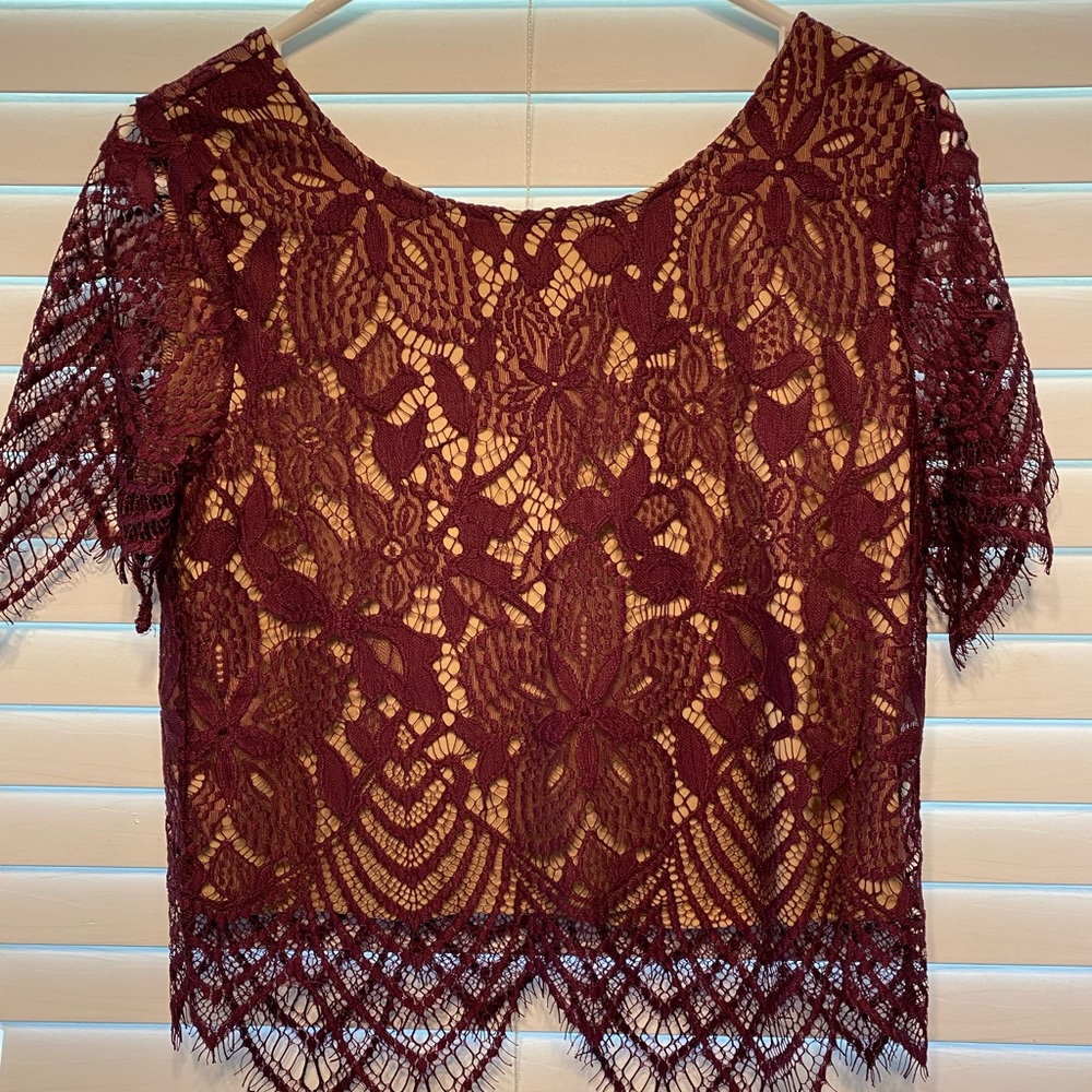 Express Red Lace Top with short sleeves